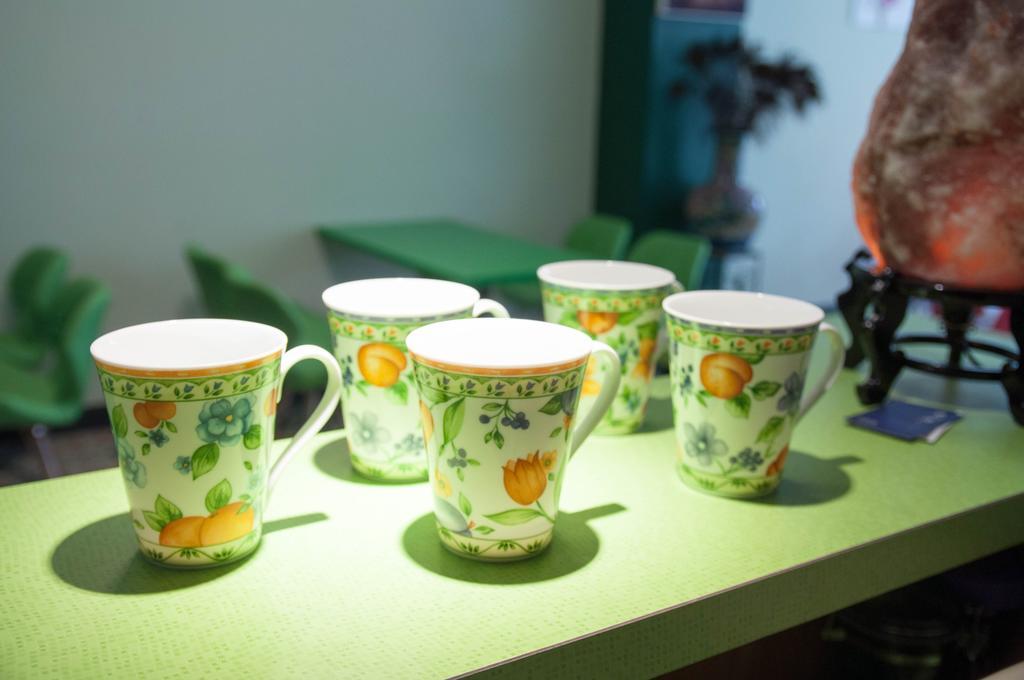 Zhizhu Homestay Tainan Zewnętrze zdjęcie