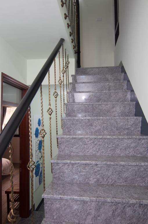 Zhizhu Homestay Tainan Zewnętrze zdjęcie